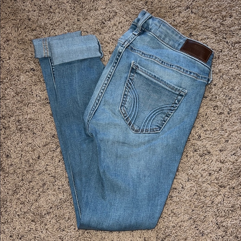 Hollister Light Wash Low Rise Super Skinny Crop Jeans